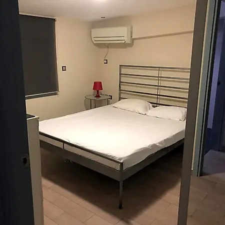 Roomotel Chalkís