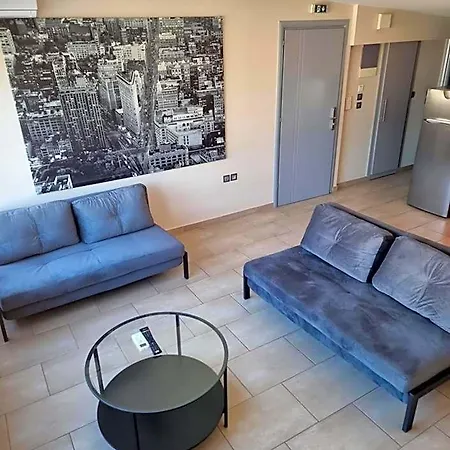 Roomotel Apart Otel Chalkís