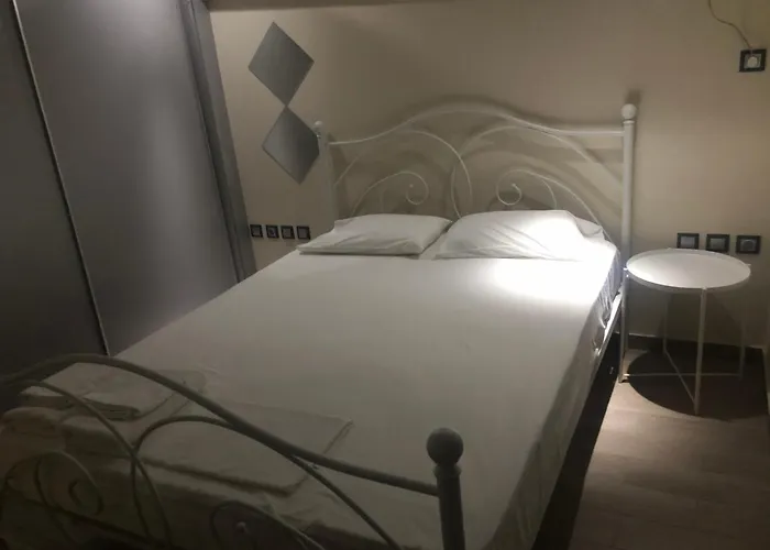 Aparthotel Roomotel Chalkís