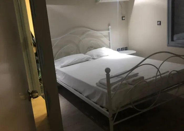 Aparthotel Roomotel Chalkís